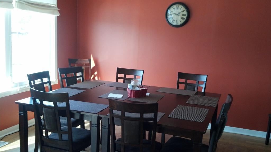 Exploits Inn And Suites Botwood Buitenkant foto