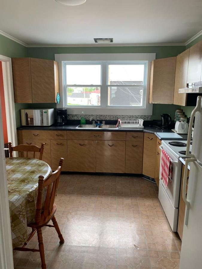 Exploits Inn And Suites Botwood Buitenkant foto